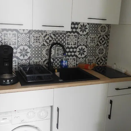 Maison 4 Pers A La Faute-sur-mer, Proche Et Commerces, Parking Prive, Sejour Avec Jardin - Fr-1-476-184