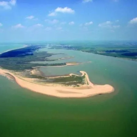 Maisonnette Confortable 4 Pers, A 200m, Parking Prive - Fr-1-476-184 Feriehus *