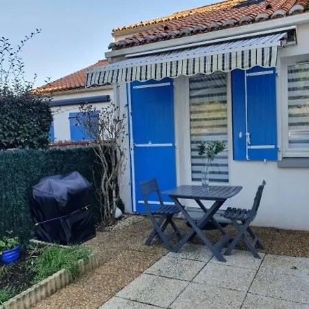 Maison 4 Pers à La Faute-sur-mer, Proche Et Commerces, Parking Privé, Avec Jardin - Fr-1-476-184 La Faute-sur-Mer