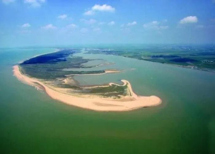 Maisonnette Confortable 4 Pers, A 200m, Parking Prive - Fr-1-476-184 Feriehus *